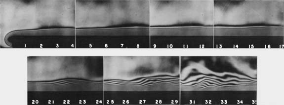 Laminar and turbulent convection along a vertical plate